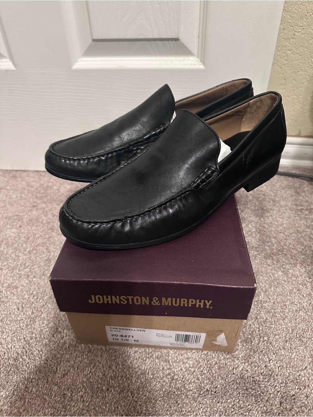Johnston & Murphy Black Leather Slip-On Loafers — Moc Toe